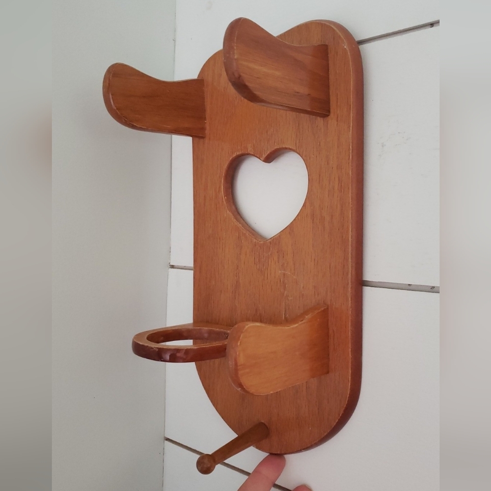 Rustic Vintage Wooden Heart Cutout Wall Hook Organizer, Cottagecore Farmhouse